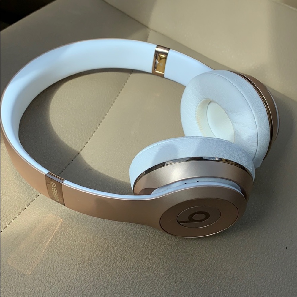 GOLD BEATS SOLO3